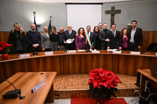 Il Consiglio comunale conferisce all'unanimità la Cittadinanza onoraria al Manager dell'Asl Mario Ferrante